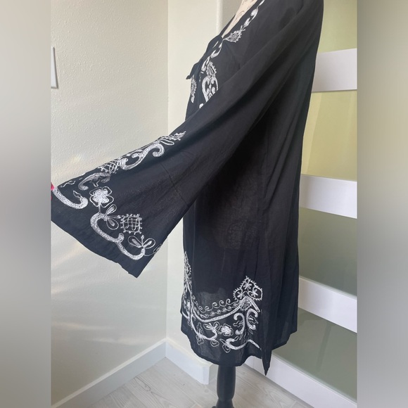 🧑‍🎄⭐️ Debbie Katz black and white cover up SZ medium EUC 🥰 - Picture 5 of 7